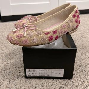 NBW Kenneth Cole ballet flats. Size 9